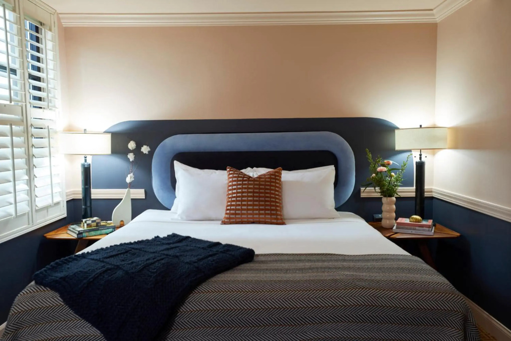 The Oliver Hotel Knoxville, by Oliver