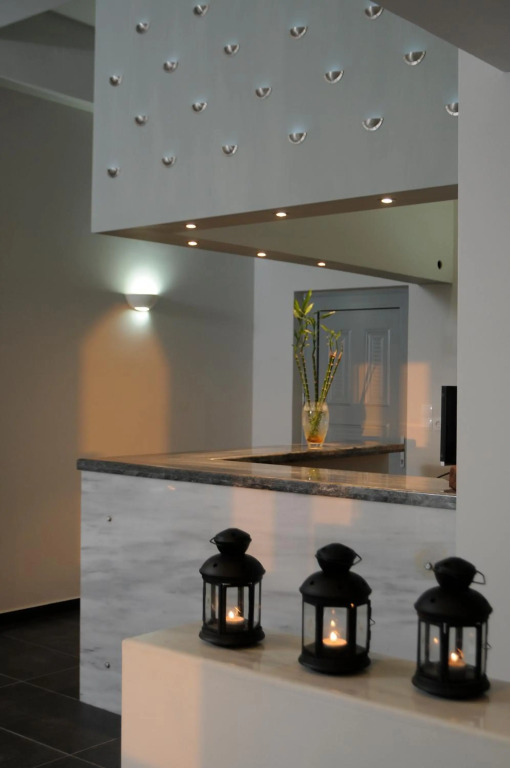 Athena Hotel
