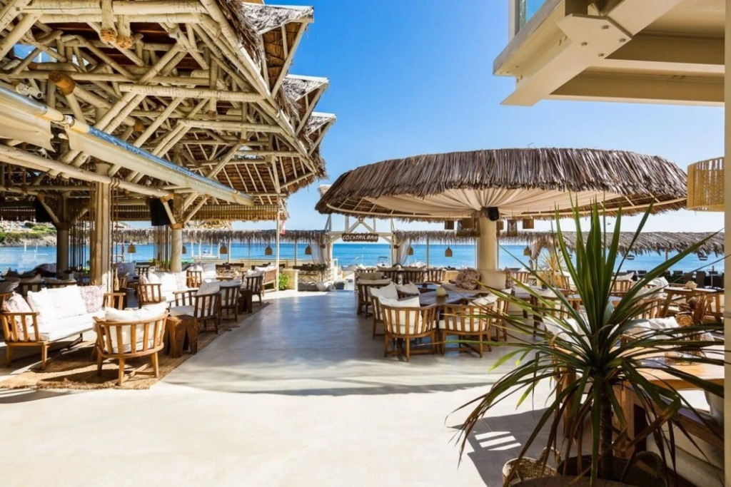 Nostos Hotel