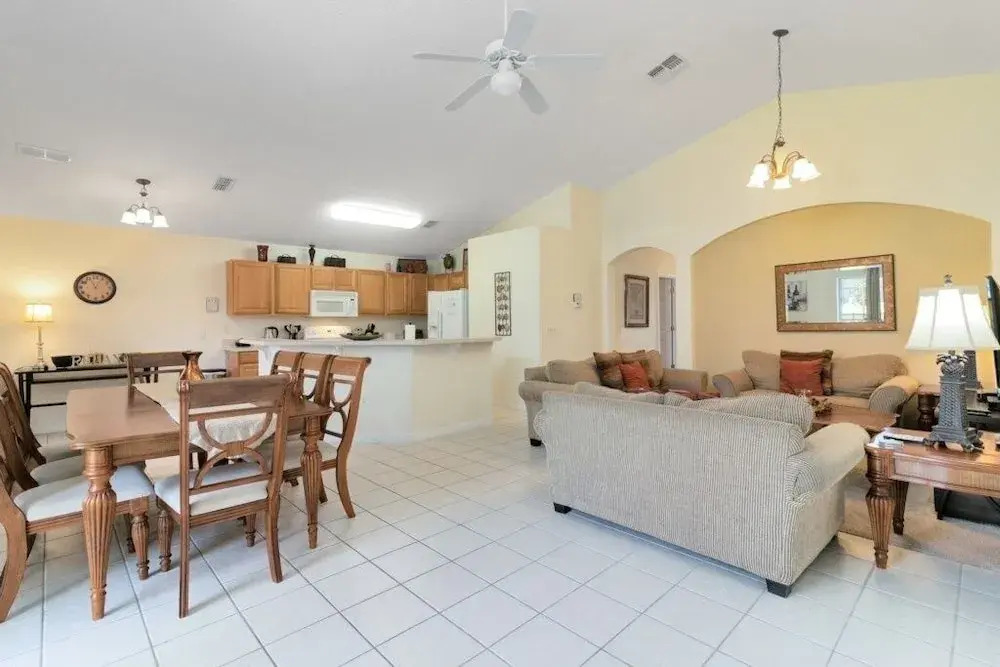 Gated 4 Bed With Pool And Spa Close To Disney 4 Bedroom Villa