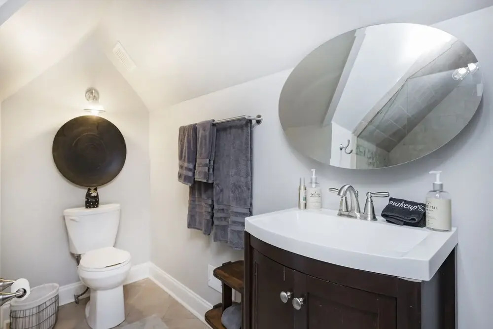 Walk to Five Points + 10 Minutes from Downtown!
