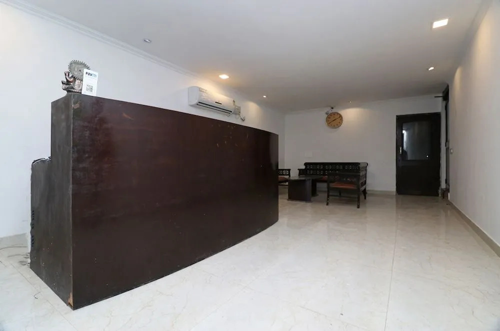 Oyo 19979 Hotel Rajshri