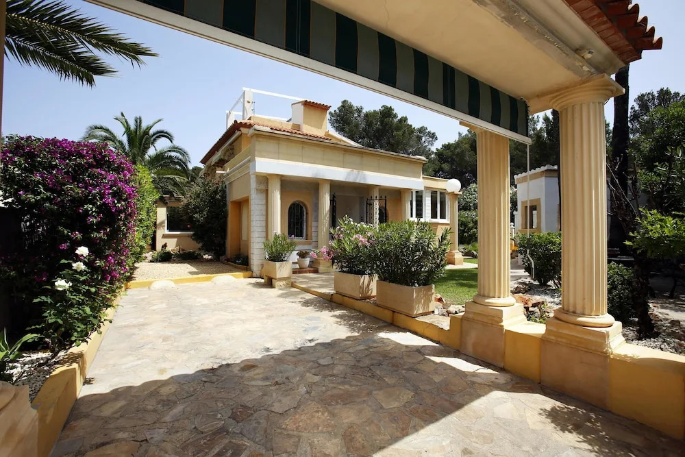 023 Villa Margarita