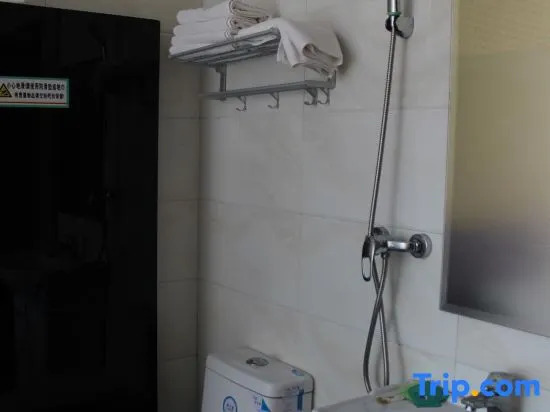 Kelong Hotel
