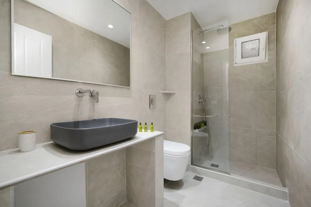 Oniropetra Apartaments