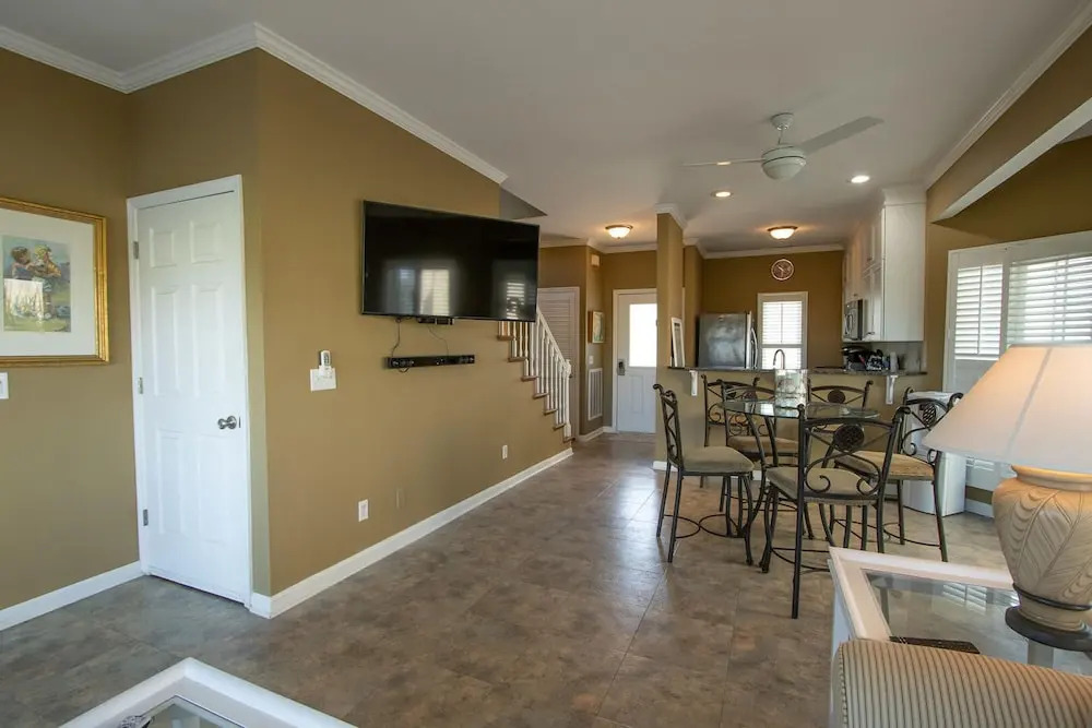 314 Ocean Point Dr