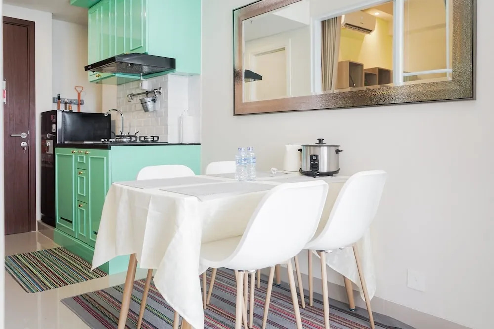 Cozy And Spacious 1Br Apartment At Parkland Avenue