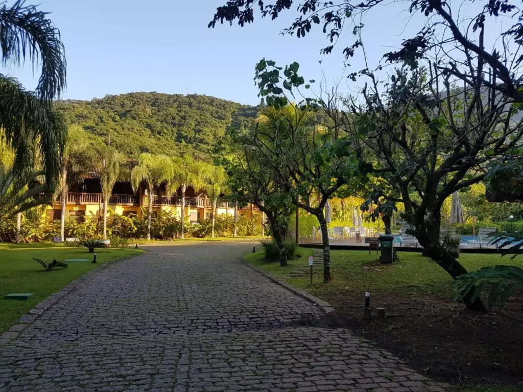 Maresias Beach Housing - Mata Azul