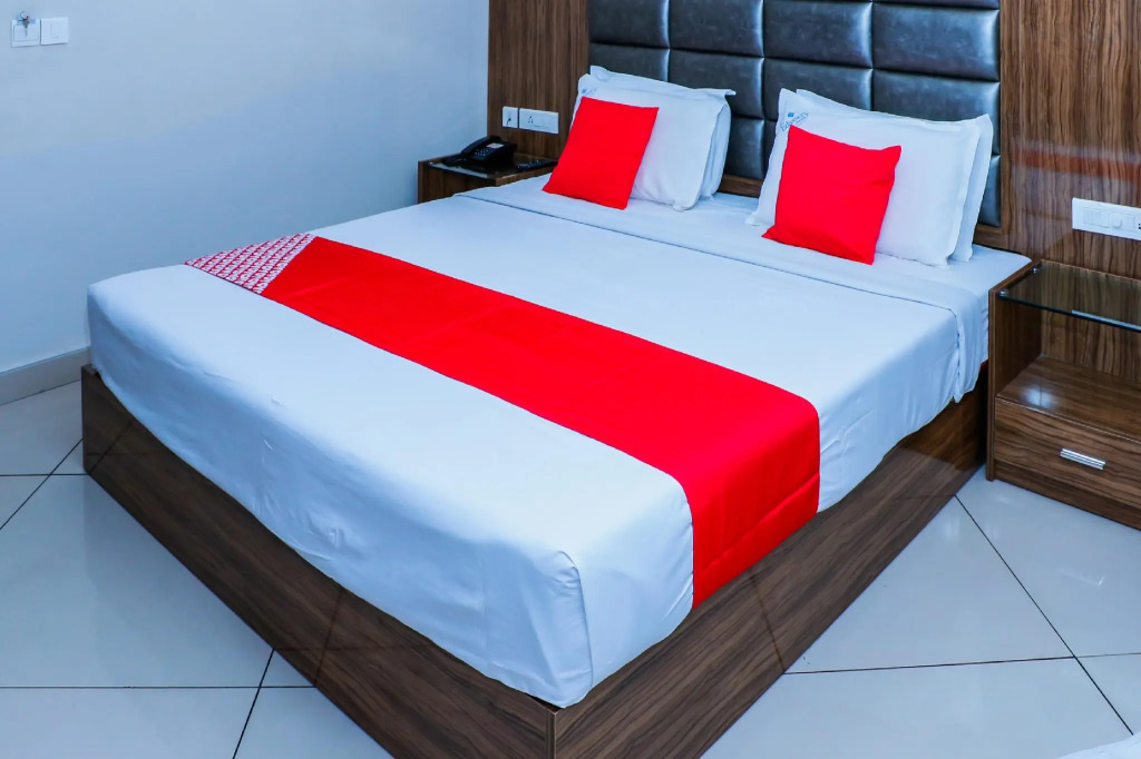 Super Townhouse Edassery Resort