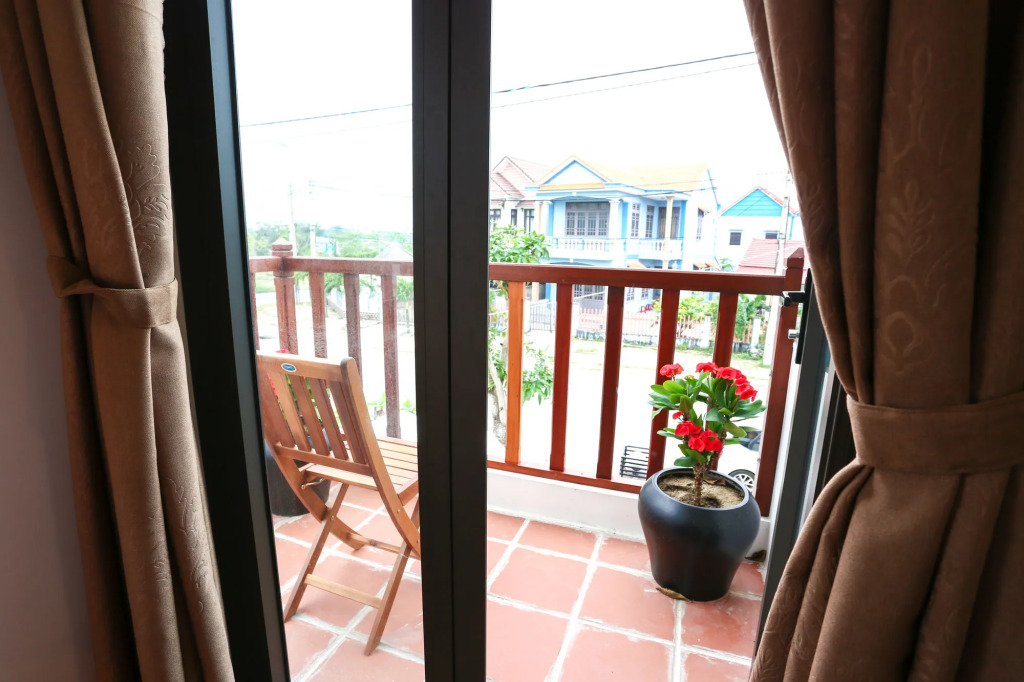 An Bang Beach Dolphin Homestay