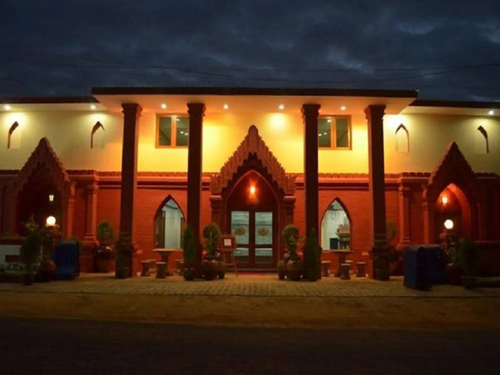 Crown Prince Hotel