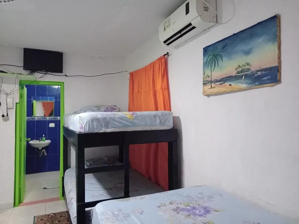 Room in Guest Room - Posada Green Sea San Luis Pesos