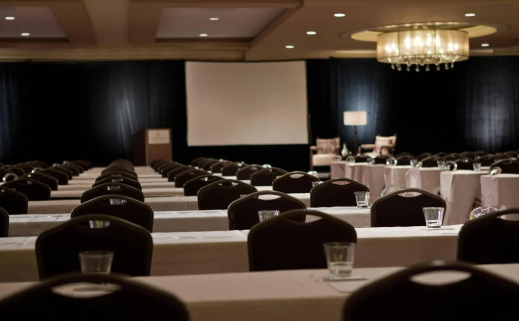 Renaissance Newark Airport Hotel