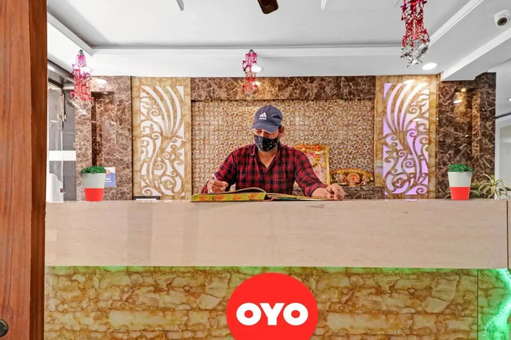 Oyo 82718 Hotel Stay House