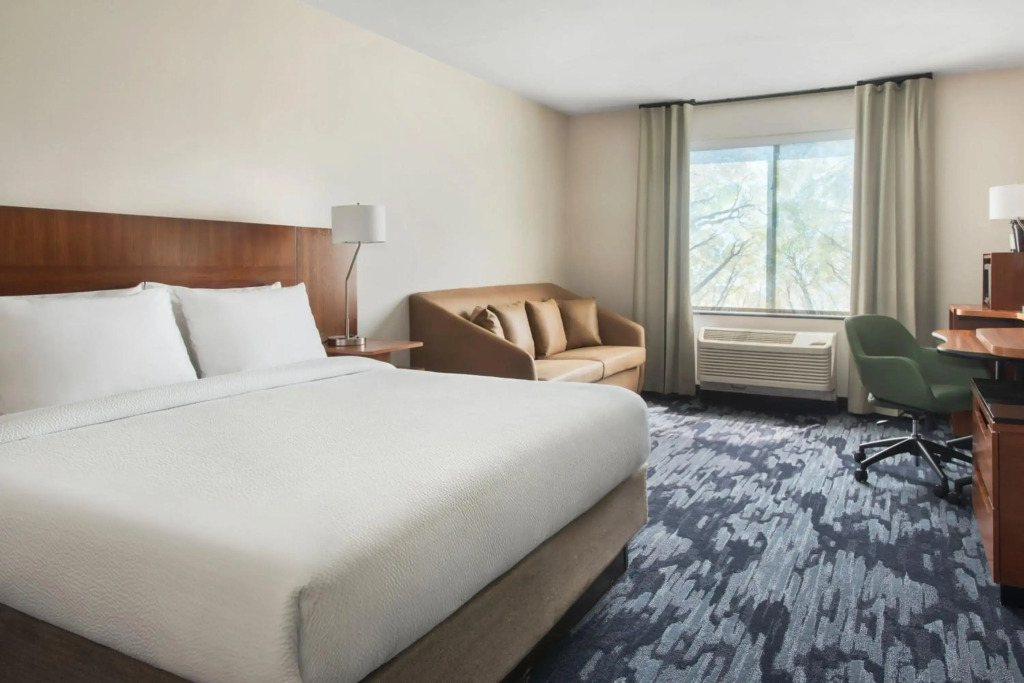 Fairfield Inn & Suites by Marriott Watertown Thousand Islands