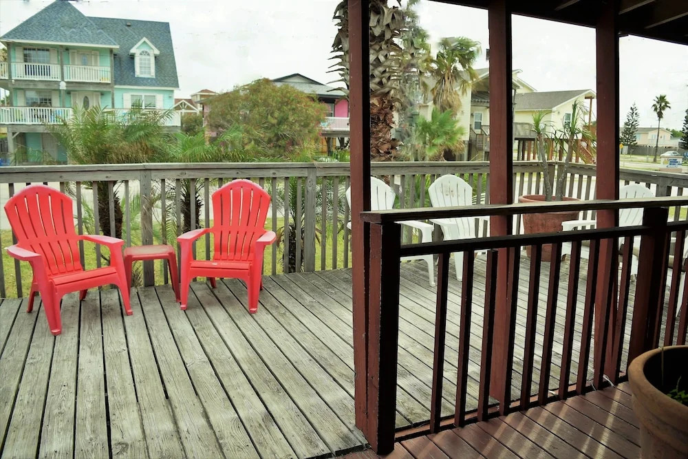 Beach House - Two Bedroom Home