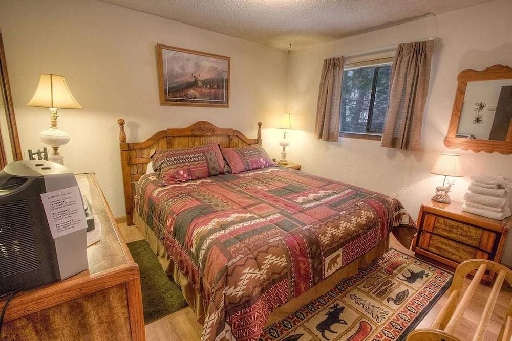 Bambis Bunkhouse