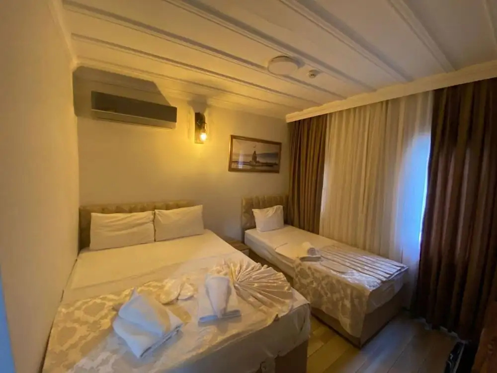 New Cherry Hotel
