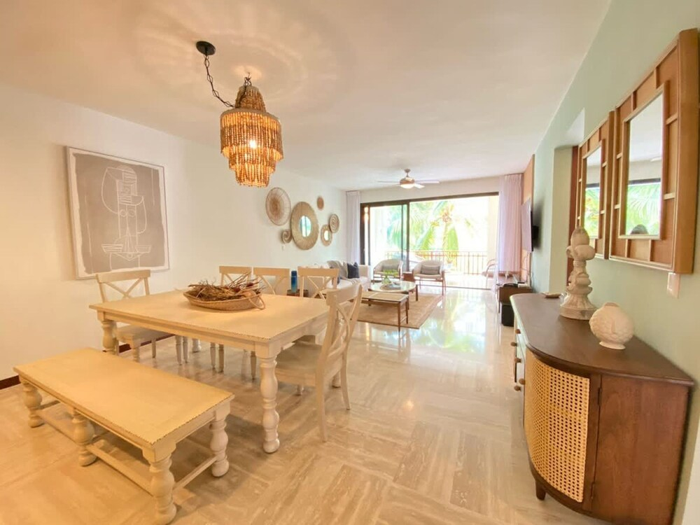 Charming Two-bedroom Apartment in Portillo