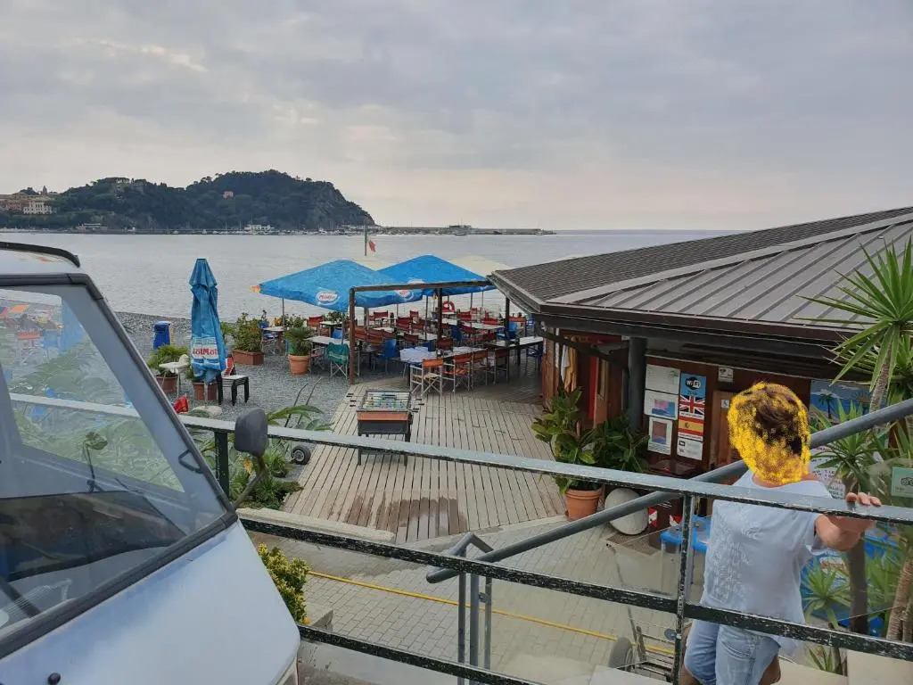Sestri AR122 Executive Penthouse