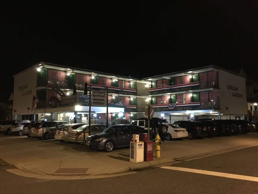 Grecian Garden Motel