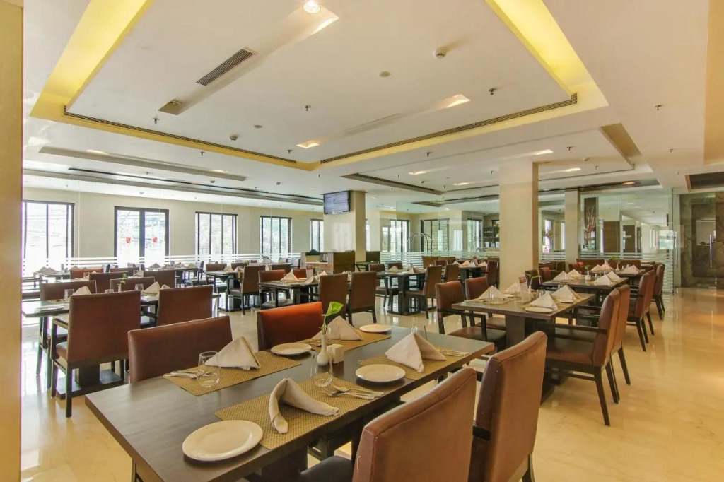 Vibe By The LaLiT Traveller