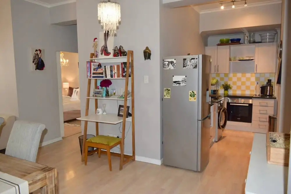 Beautiful Apartment in The Piazza With Pool and Gym