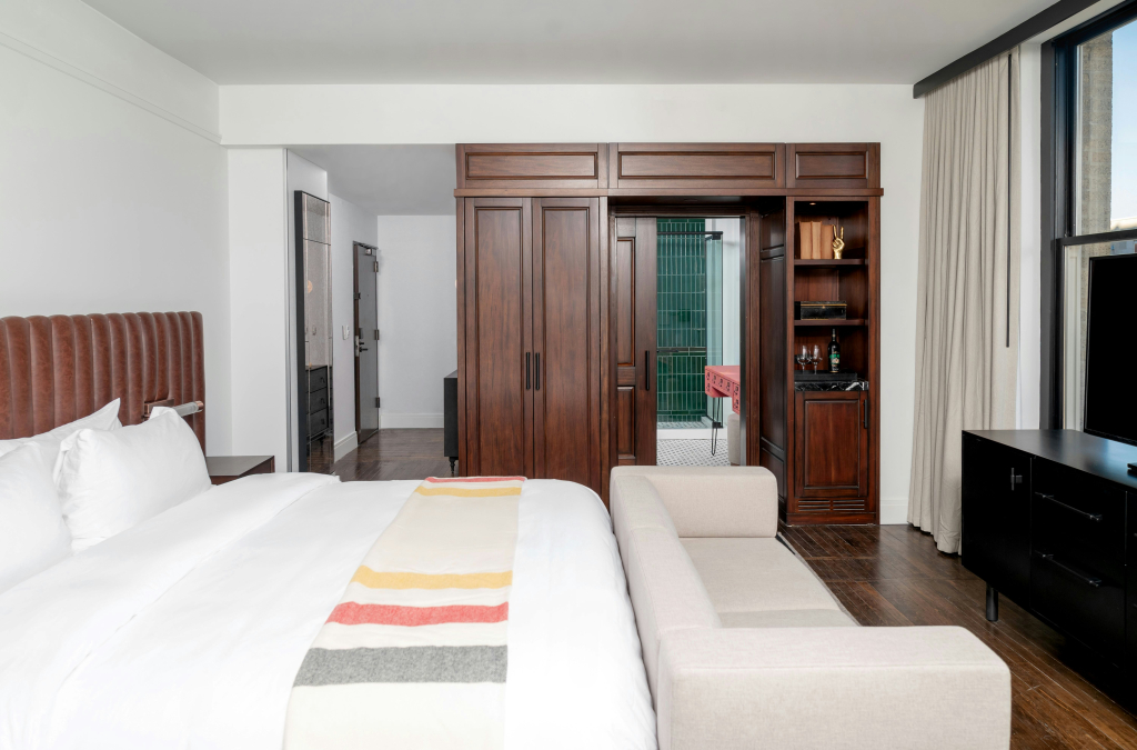 Surety Hotel, Autograph Collection