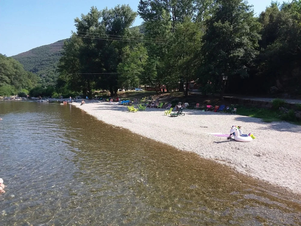 Camping La Berge Fleurie - Aquatique Vacances
