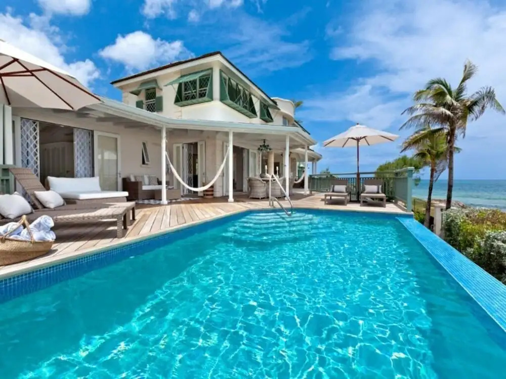 Sunny Vacation Villa 11
