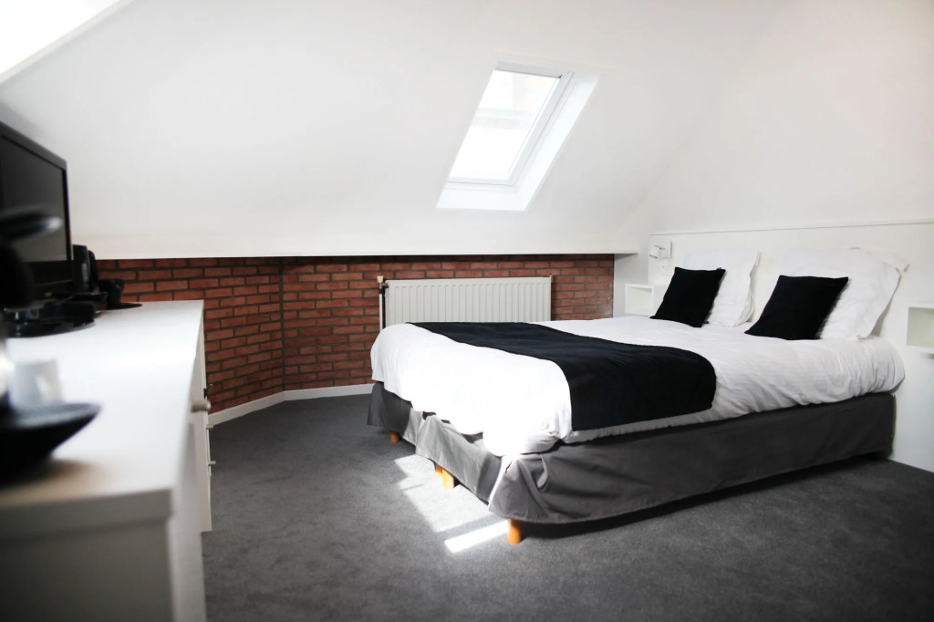 Tracotel