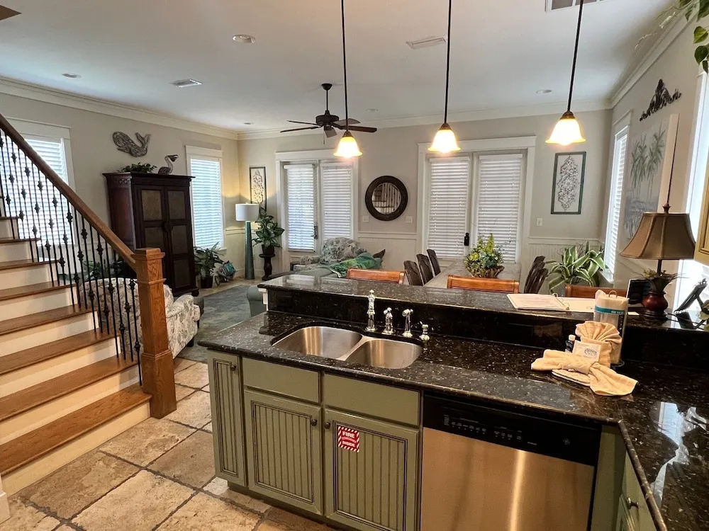 2497 Bungalo 3 Bedroom Home by RedAwning