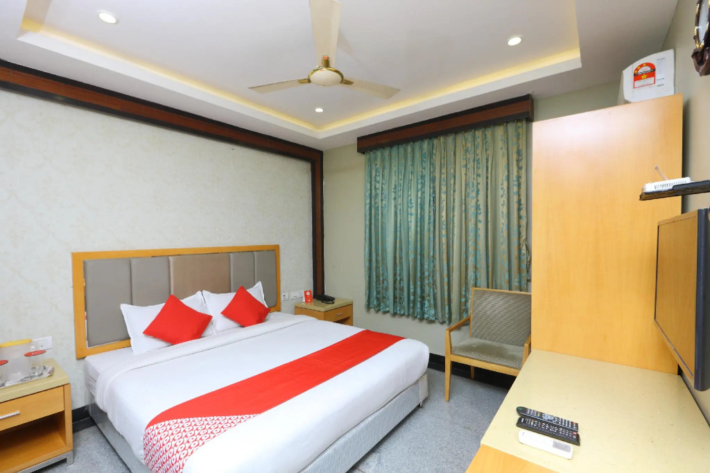 OYO 5446 Hotel Maharajay