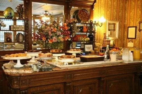 The Victorian Gold Bed and Breakfast