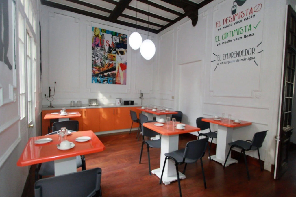 Viva Hostel