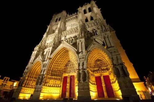 LE CATHÉDRALE face à la Cathédrale, 6 couchages