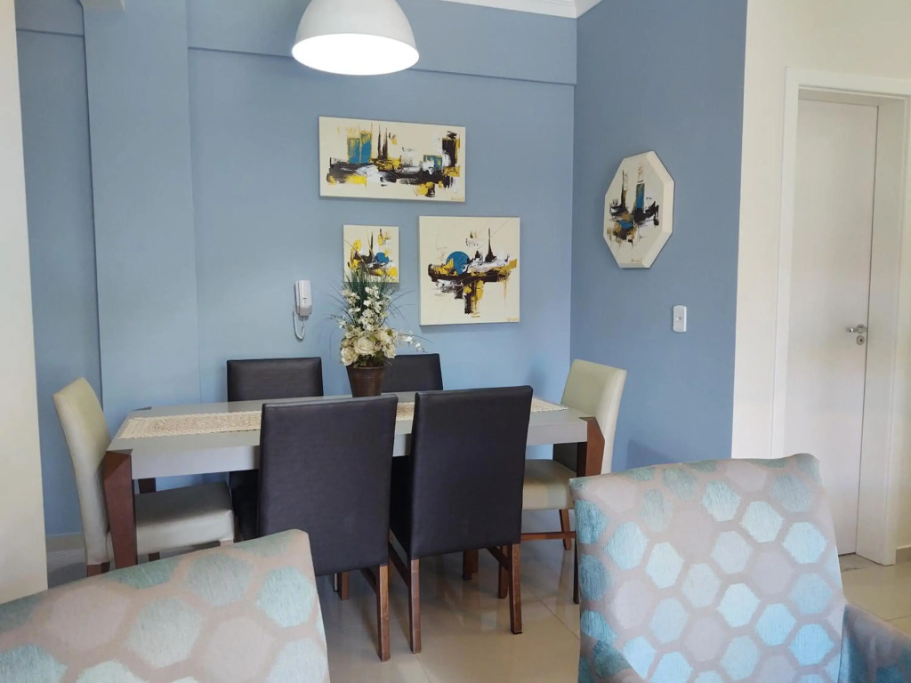 Bombinhas Centro, apartamento 02 dorm, ótima localização