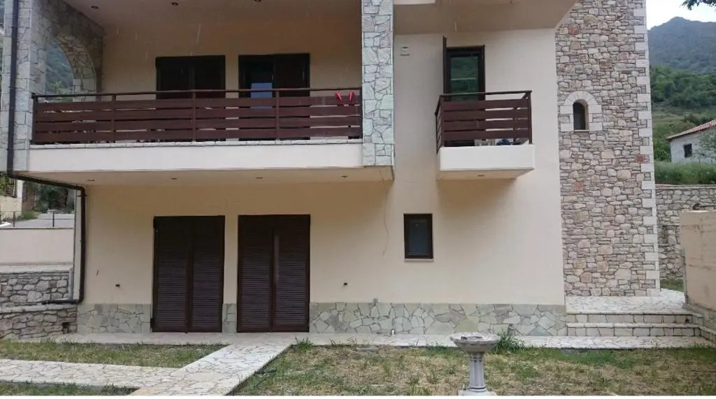 VILLA RIA