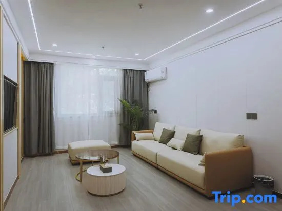Viada Hotel Zhangzhou (Zhangzhou Huaihai Battle Zhuangzhu Battle Memorial Hall)