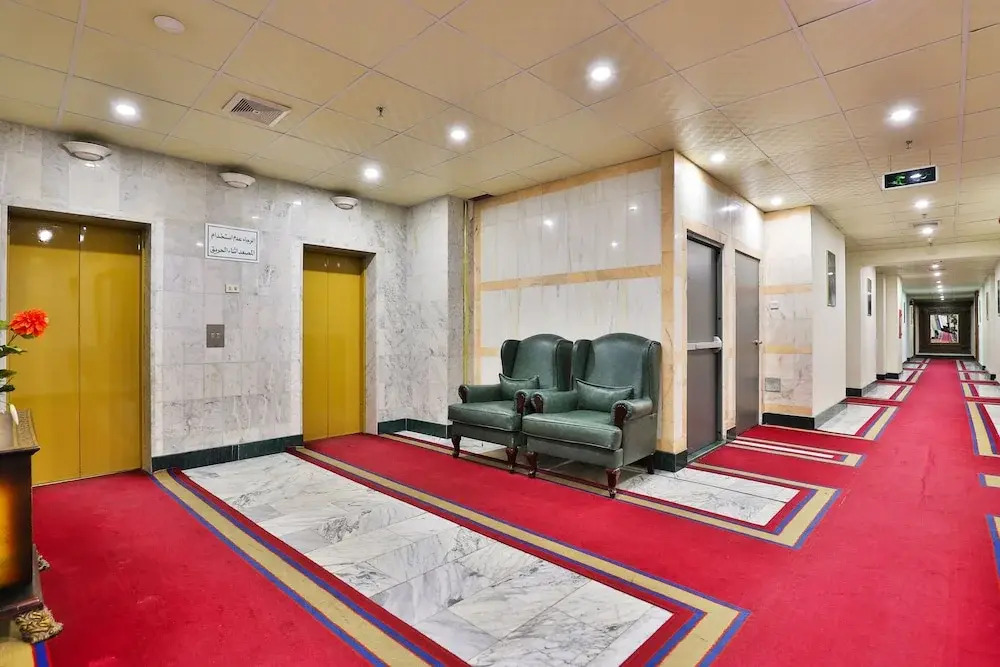 Oyo 395 Al Hafof Hotel