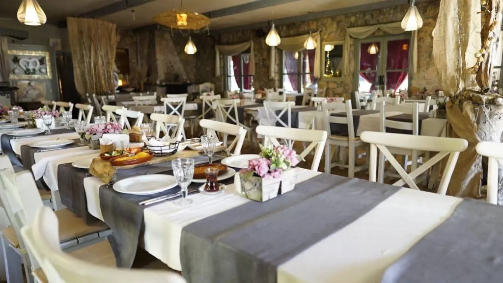 Village Park Resort & Spa