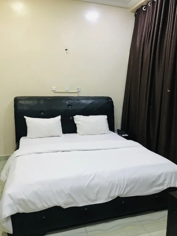 T Golden Villa