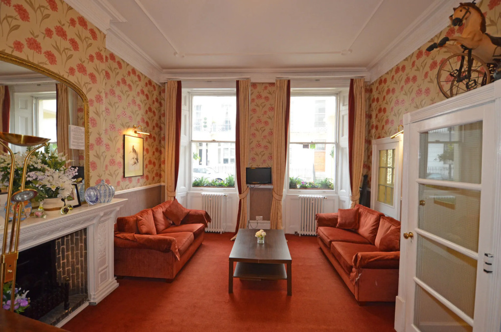 Parkwood Hotel