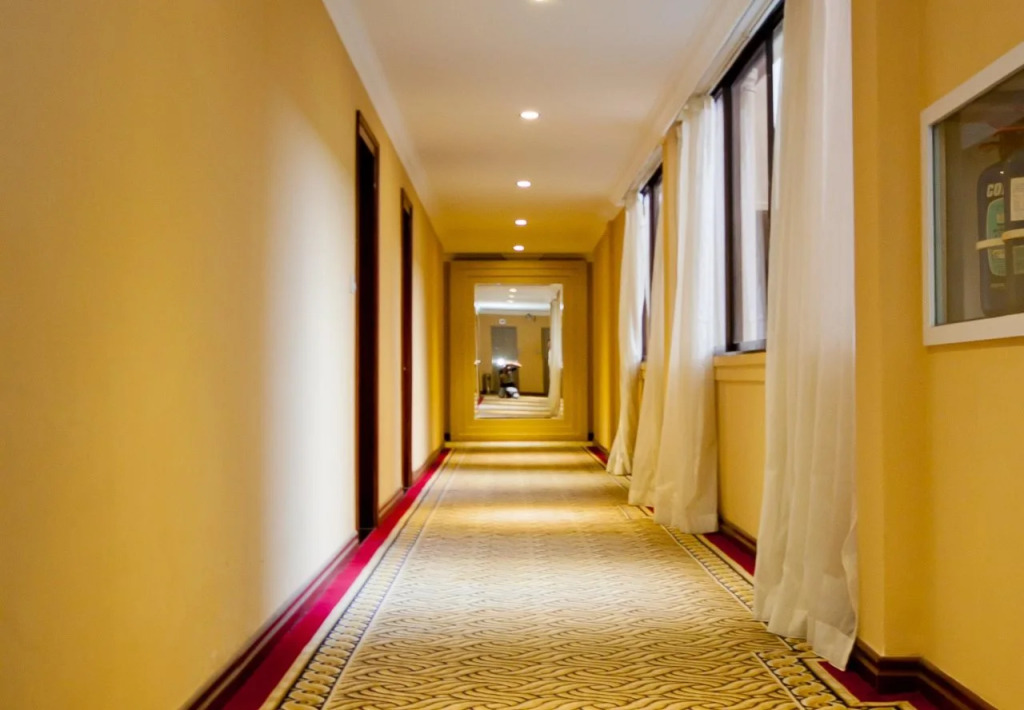 Diamond Hotel