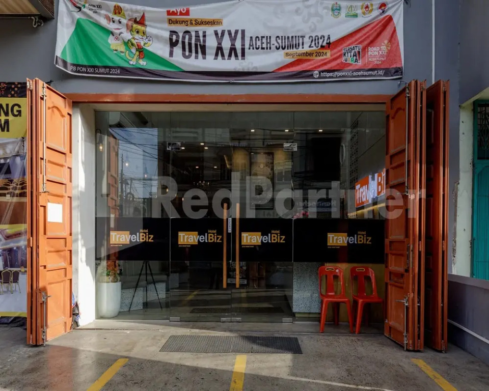 Travel Biz Hotel Medan Mitra RedDoorz