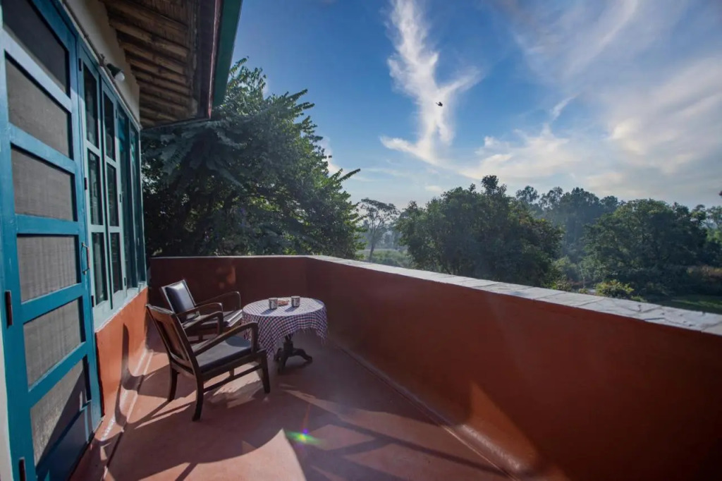 SaffronStays Kaivalya - pet-friendly sustainable mudhouse
