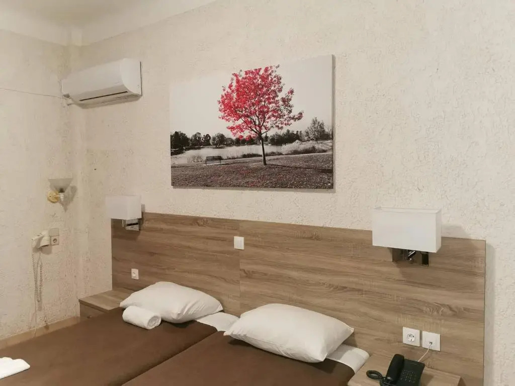 Paradise Hotel