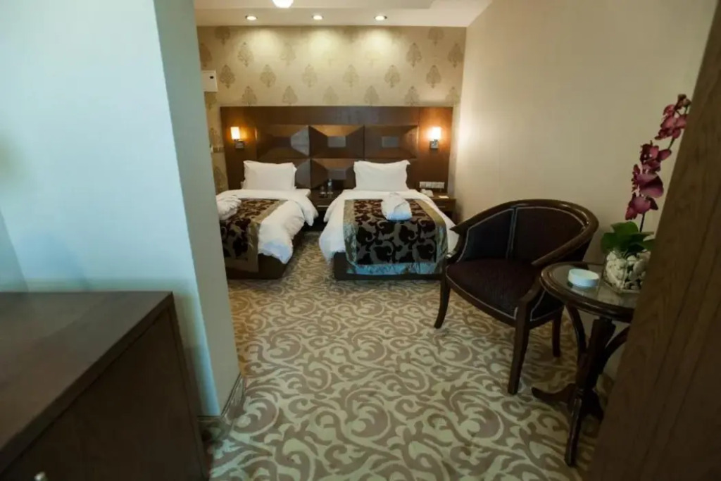 Fiori Hotel