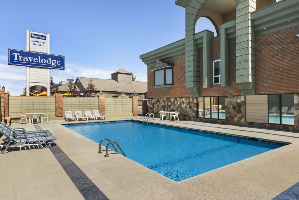 Travelodge by Wyndham Calgary South