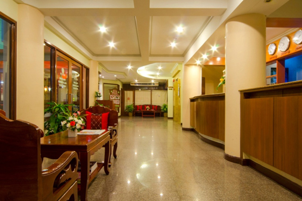 Отель Eastiny Inn
